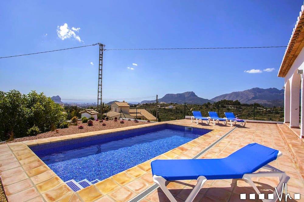 Osalva - Tranquila villa de vacaciones con piscina privada, vistas al mar y a la montaña in Benisa, Costa Blanca