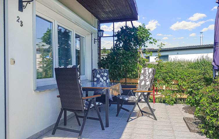 Ferienhaus für 3 Personen, mit Terrasse und Garten in Penzlin - 2