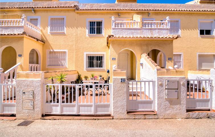 Feriehus for 6 personer, med Terrasse og Badebasseng i Gran Alacant
