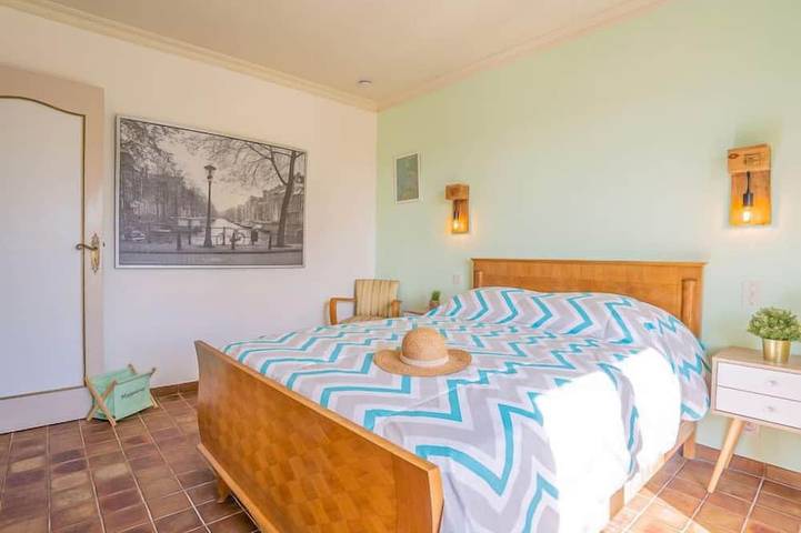 Location de vacances pour 8 personnes, avec jardin et piscine à Gattières - 4