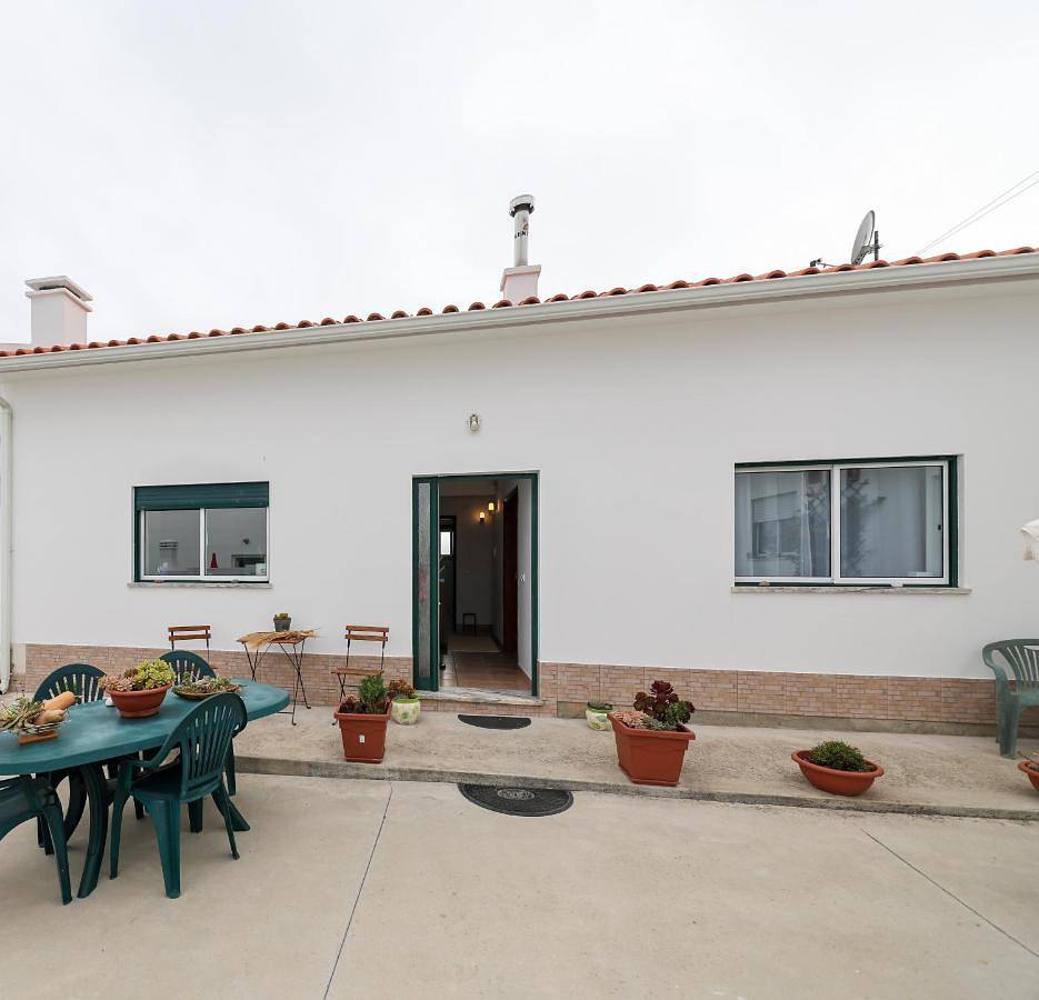 Casas com Amoras in Serra da Pescaria in Praia do Salgado, Famalicão