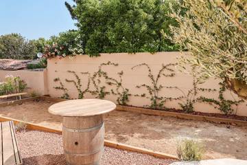 Maison De Vacances pour 10 Personnes dans Sainte-Lucie de Porto-Vecchio, Zonza, Photo 4