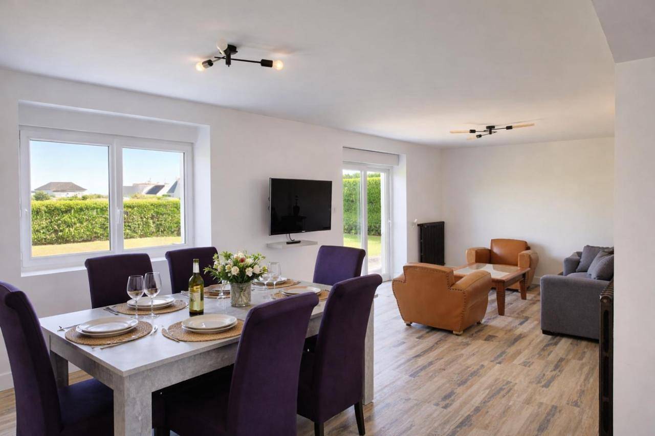 Tipoz'Immo - Maison Ar Baradoz - vue mer - 800m de la plage - wifi inclus - draps inclus - terrasse et jardin clos - parking gratuit in Penhors, Pouldreuzic