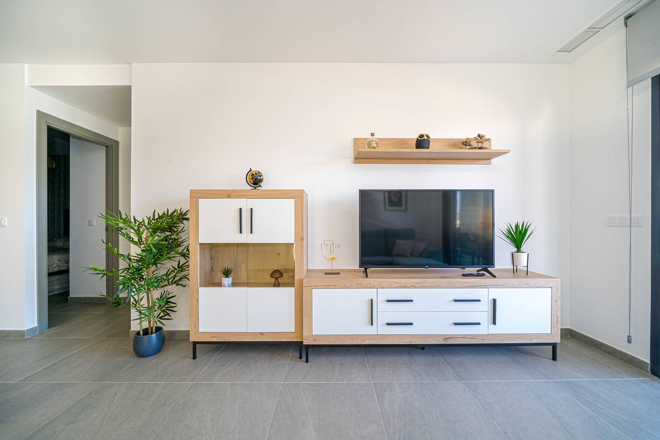 Hel leilighet, Ferieleilighet for 6 personer med terrasse in Playa Flamenca, Orihuela