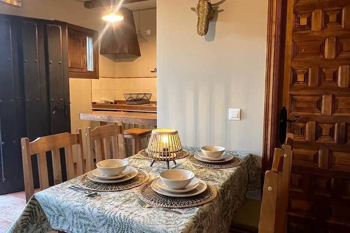 Ganze Wohnung, Apartment with Terrace in Alcarría Alta