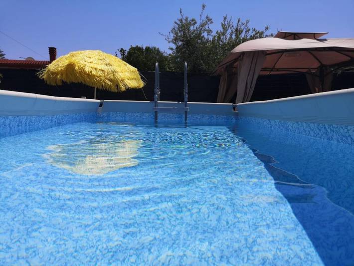 Casa vacanza per 4 persone, con Balcone e Idromassaggio nonché Terrazza e Giardino a Taranto
