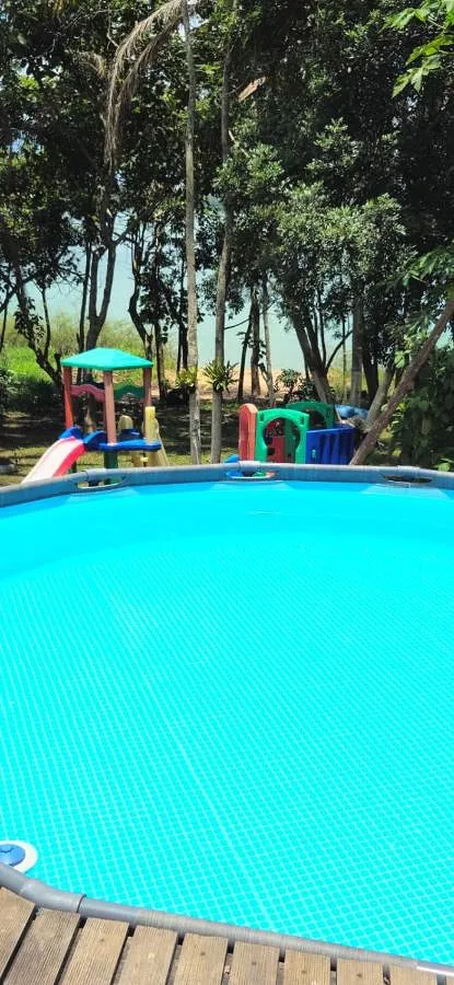 Casa de vacaciones para 12 personas, con jardín y terraza además de vistas y piscina - 1