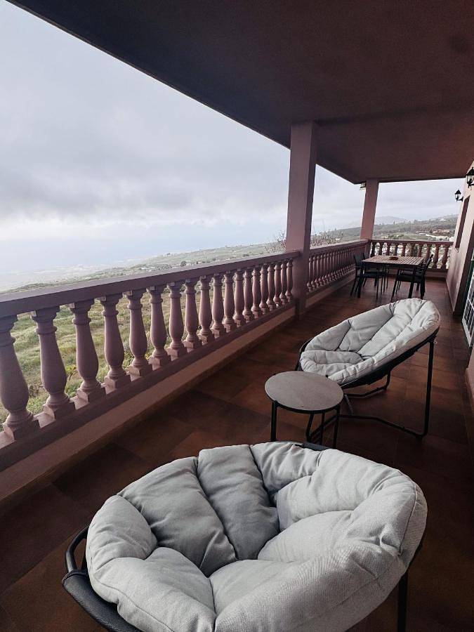 Casa La Quinta - Imegal Sl in Adeje, Tenerife Sur