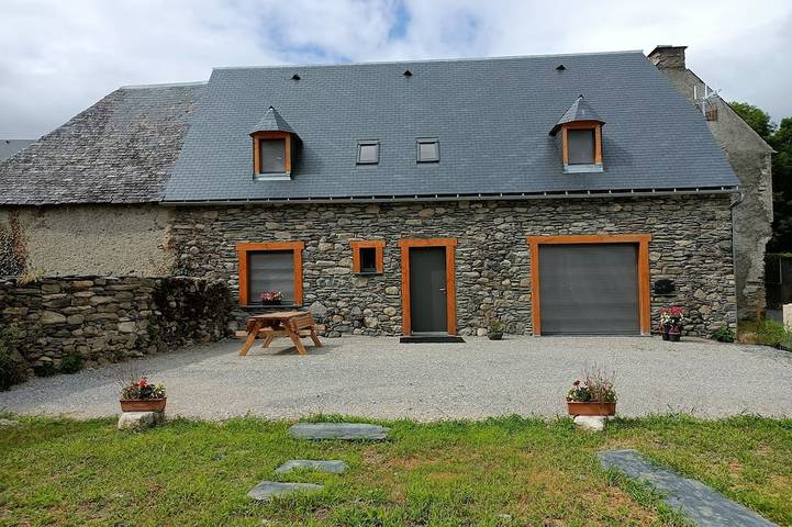 Location de vacances pour 8 personnes à Bourisp