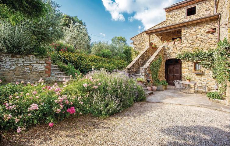Casa vacanza per 5 persone, con giardino e terrazza, adatto a famiglie con bambini - 1