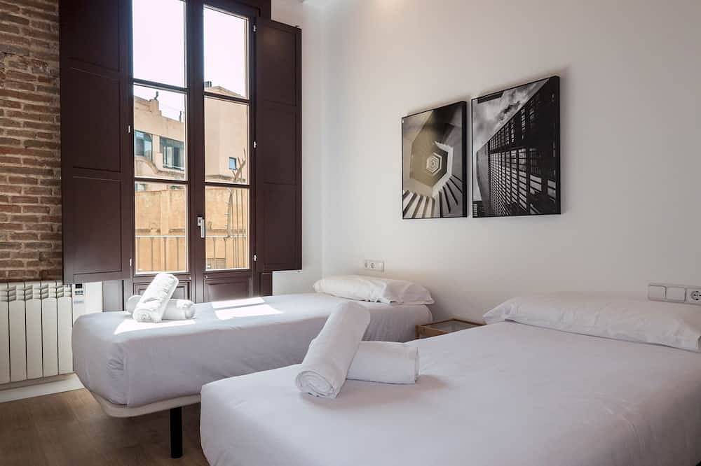 Apartamento entero, Bebarceloner Pelayo Apartments - 3 bedrooms, 2 bathrooms in Centro Barcelona, Barcelona