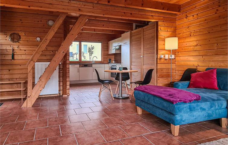 Modernes Apartment am Strand mit Terrasse und Parkplatz in Boiensdorf, Neuburg