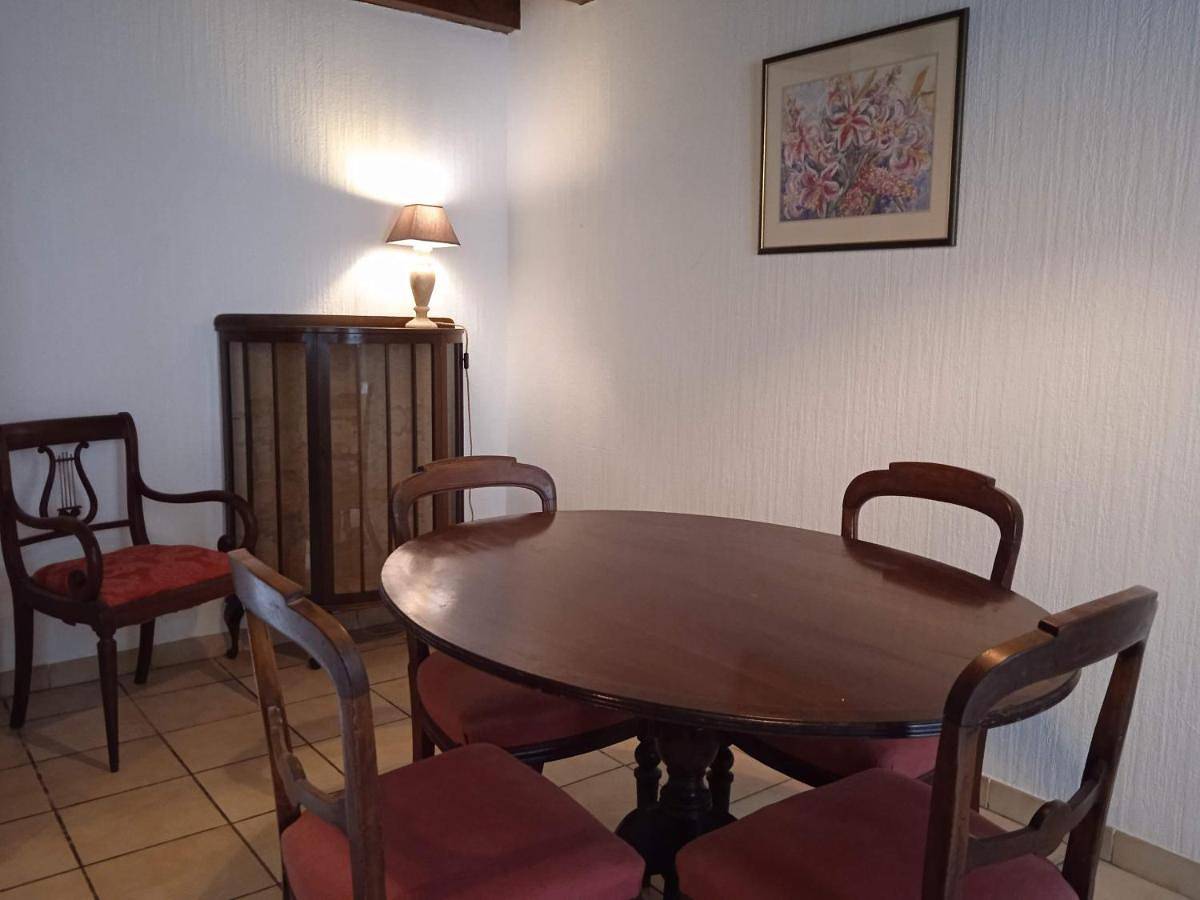 Two-Bedroom House in Sillé-le-Guillaume, Parc naturel régional Normandie-Maine