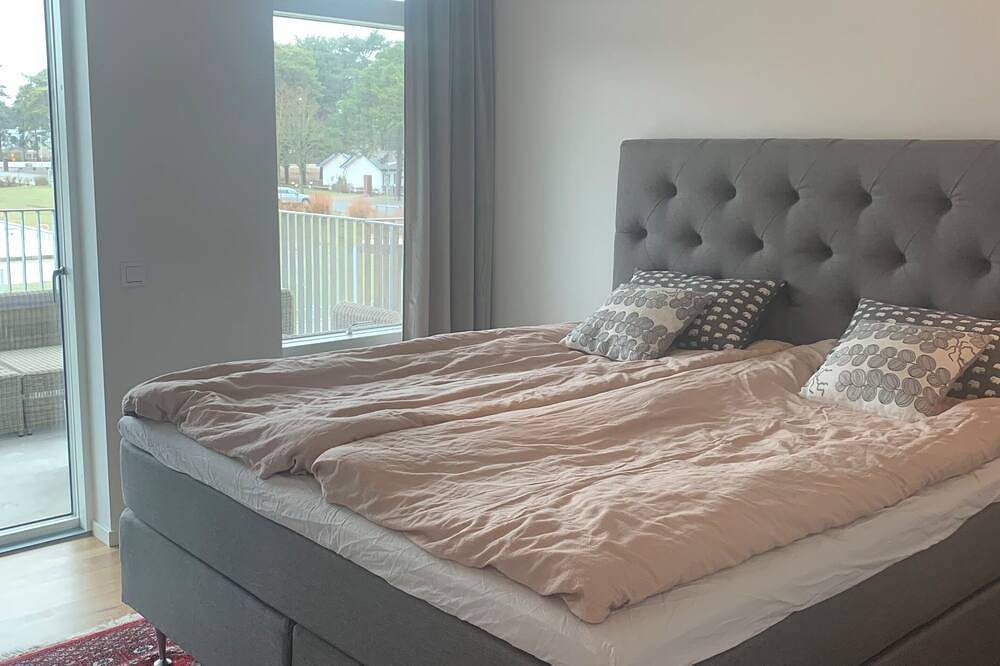 Ganze Wohnung, Lägenhet på Stranden i Åhus med Havsutsikt och Närhet Till Spa & Utomhuspool in Ahus, Schwedische Ostsee