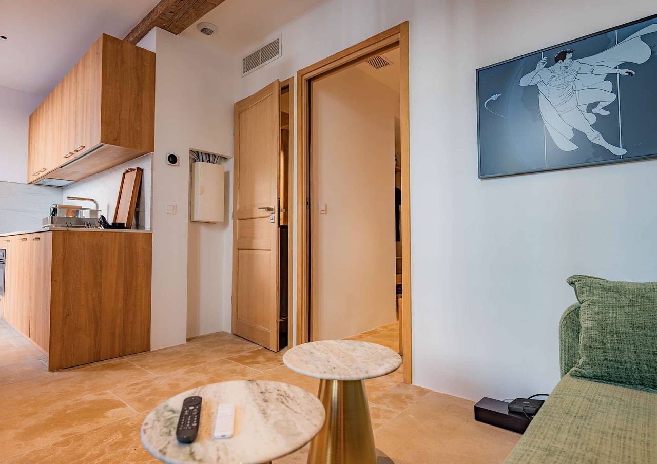 Ganze Ferienwohnung, Wunderschöne 2-Zimmer-Wohnung im Herzen der Innenstadt von Sainte-Maxime in Sainte-Maxime, Mittelmeerküste (Frankreich)