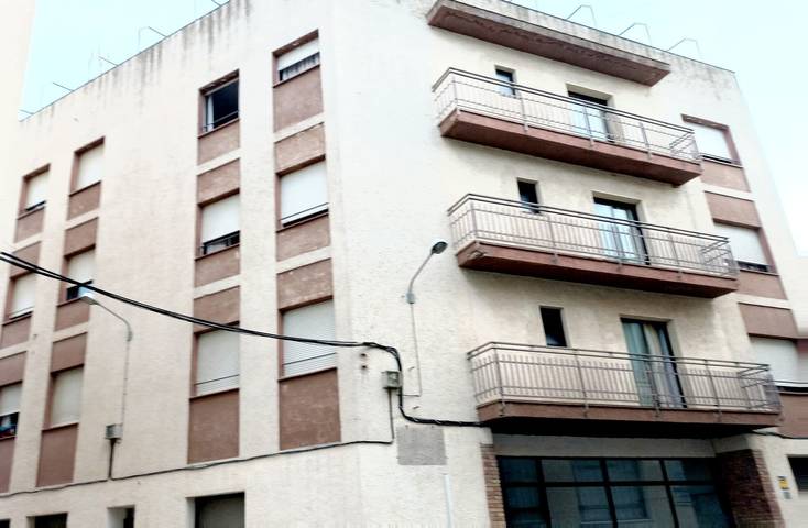 Apartamento entero, Habitación Doble-Cama de Matrimonio con piscina, terraza compartidas y Wi-Fi in Llansá, Alt Empordà