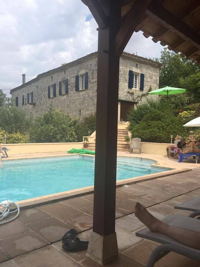 Location de vacances pour 4 personnes, avec piscine ainsi que jardin et vue à Valeilles - 3