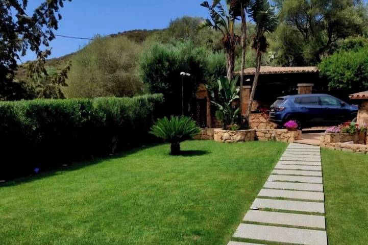 Ferienhaus für 4 Personen, mit Terrasse und Garten