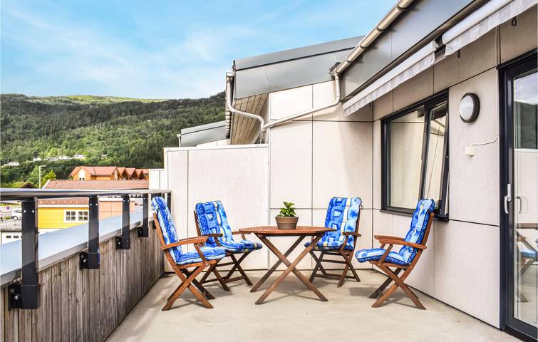 Ganze Ferienwohnung, Ferienwohnung für 5 Personen mit Terrasse in Samnanger