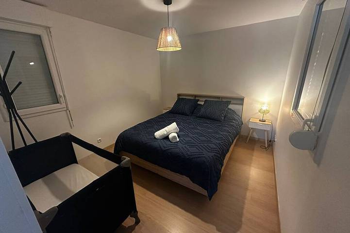 Location de vacances pour 6 personnes, avec terrasse et jardin à Sainte-Savine - 3