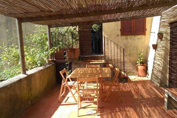 Appartamento vacanze per 5 persone, con terrazza e giardino, con animali domestici - 1