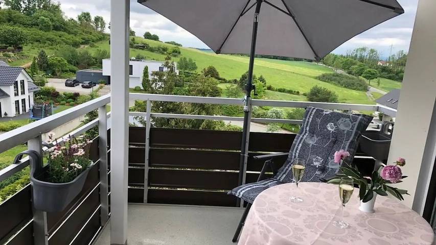 Ferienhaus für 3 Personen, mit Pool und Balkon im Harz