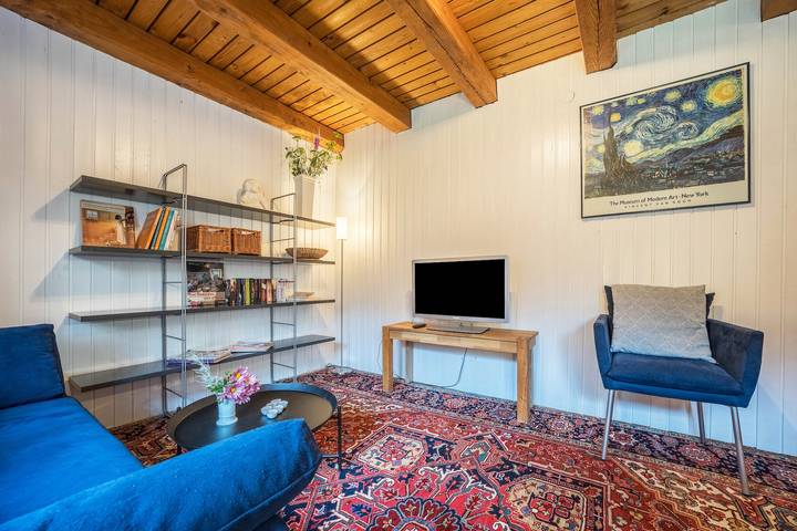 Entire apartment, Holiday Apartment 'Alte Polsterei' with Private Terrace, Shared Garden and Wi-Fi in Nienstädt, Landkreis Schaumburg