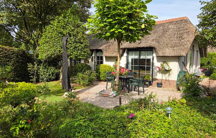 Ferienhaus für 4 Personen, mit Terrasse und Garten - 1