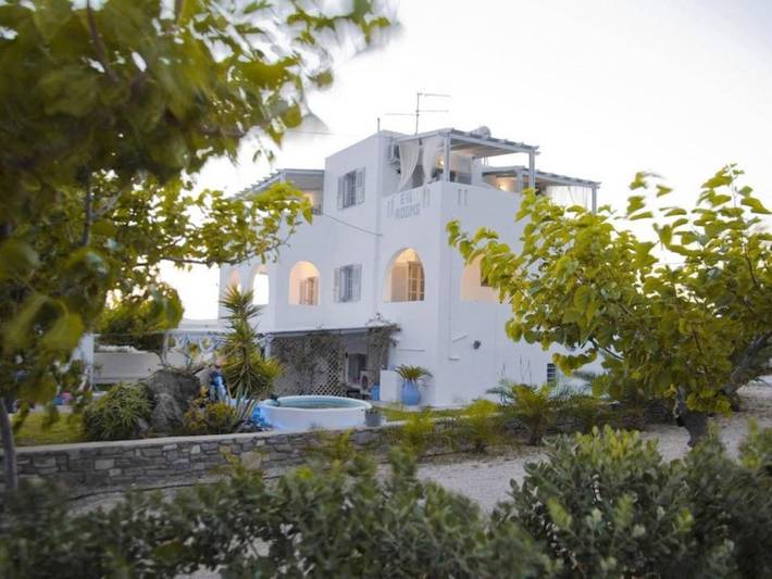 Maison d’hôte pour 2 personnes, avec vue et jardin dans Paros - 2