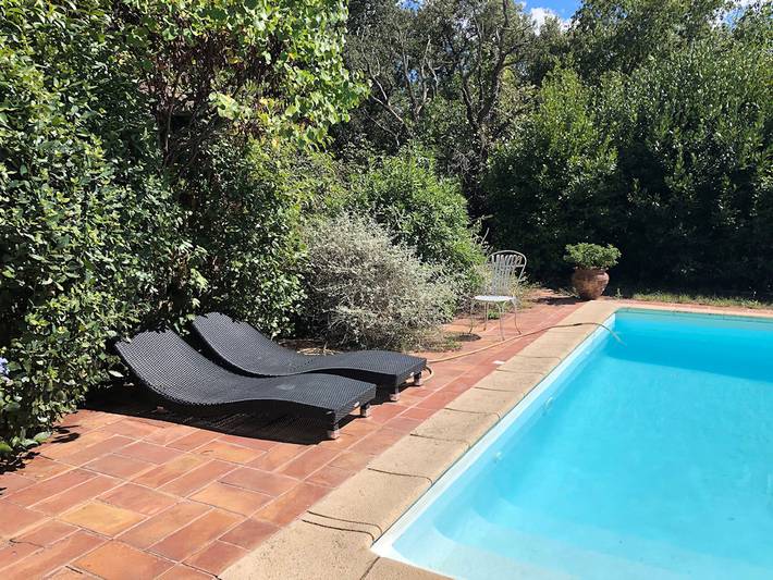 Location de vacances pour 4 personnes, avec piscine et jardin à Nîmes - 4