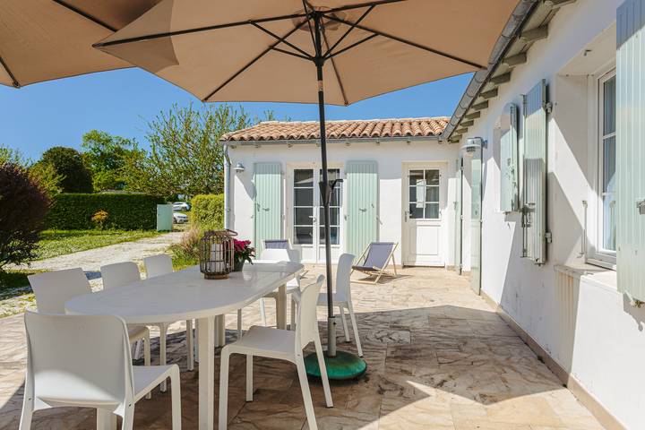 Location de vacances pour 8 personnes, avec Jardin à Loix