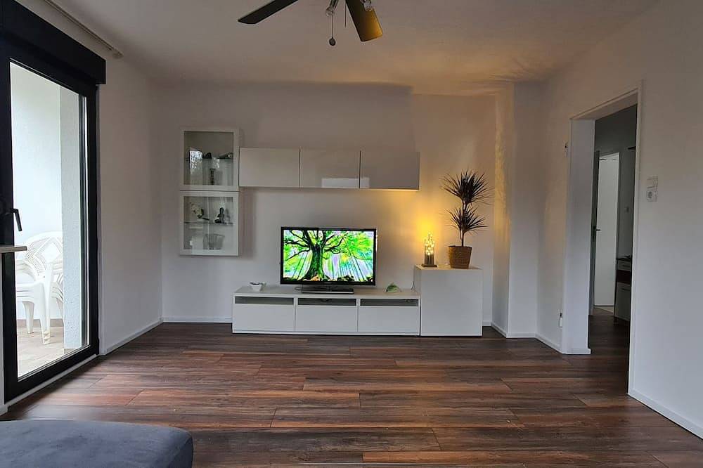 Ganze Wohnung, Ferienwohnung im Rheingau Taunus ( Aarbergen ) zwischen Limburg und Wiesbaden in Aarbergen, Rheingau-Taunus-Kreis