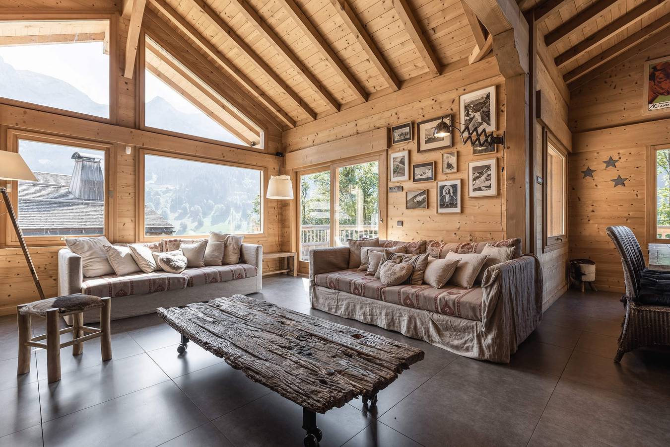 4* chalet, 5 bedrooms, stunning view, hammam, fireplace, garage, Wi-Fi (Sausal) in La Clusaz, Región de Annecy