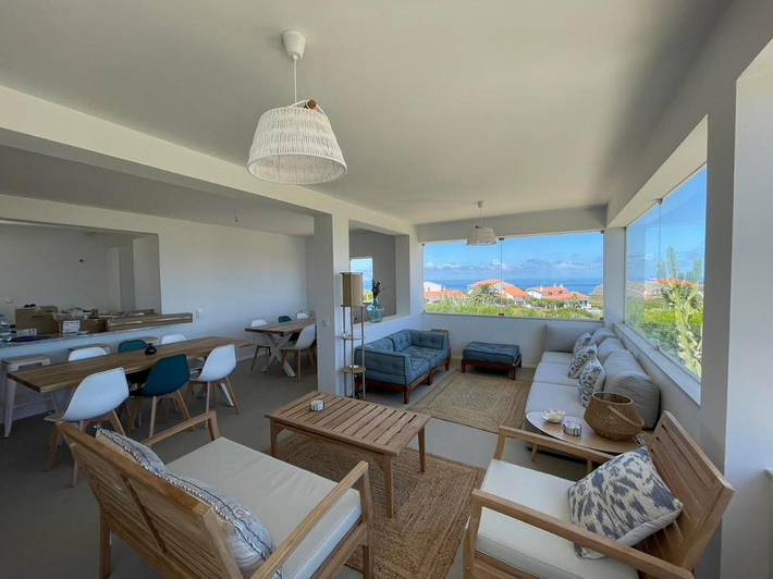 Ferienwohnung für 12 Personen, mit Balkon und Terrasse sowie Garten und Pool in Arrifana