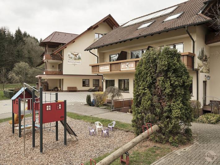 Hôtel pour 5 personnes, avec sauna et jardin, adapté aux familles à Biederbach - 2
