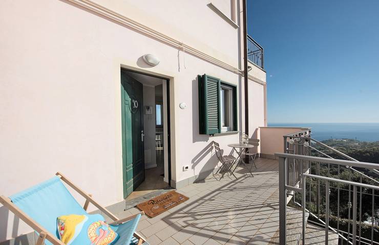Geheel appartement, Appartement 'Casa Marincanto' met Uitzicht op Zee, Privé Terras en Wi-Fi in Varazze (City), Varazze