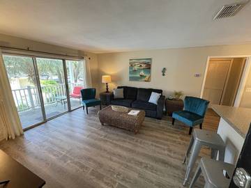 Beach Rental for 4 Guests in St. Simons Island, Georgia, Picture 2
