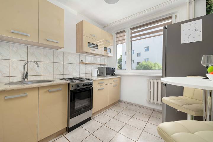 Apartamento entero, Spacious Apartment for Friends | Balcony & Workspace in Breslavia, Lower Silesia