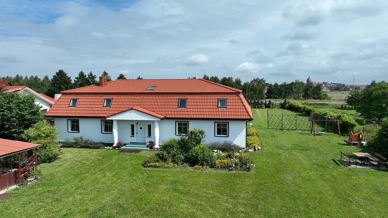 Dom dla 12 osoby w Darłowo, Powiat sławieński