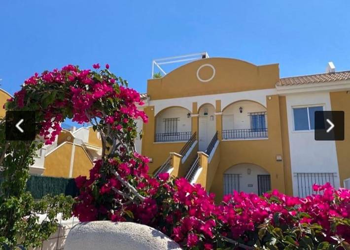 Apartamento de vacaciones para 4 personas, con balcón además de vistas y piscina - 1