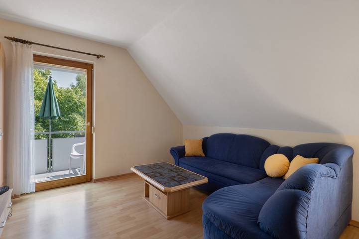 Ferienwohnung für 5 Personen, mit Balkon in Lehrensteinsfeld