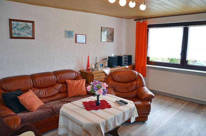Ferienhaus für 6 Personen, mit Terrasse und Garten sowie Ausblick in Altenkirchen - 2