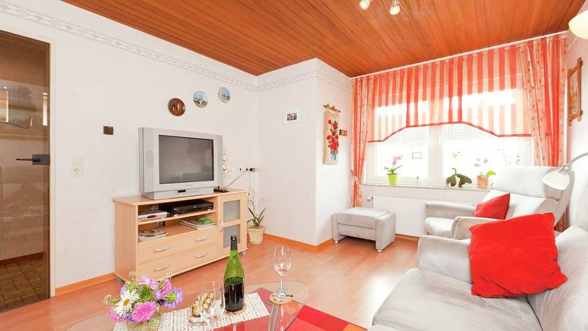 Ferienwohnung für 3 Personen, mit Garten in Hillesheim - 2