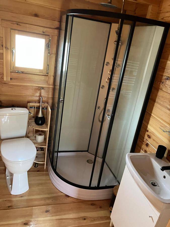 Chalet pour 4 personnes, avec terrasse ainsi que vue sur le lac et vue dans Haute-Saône - 3