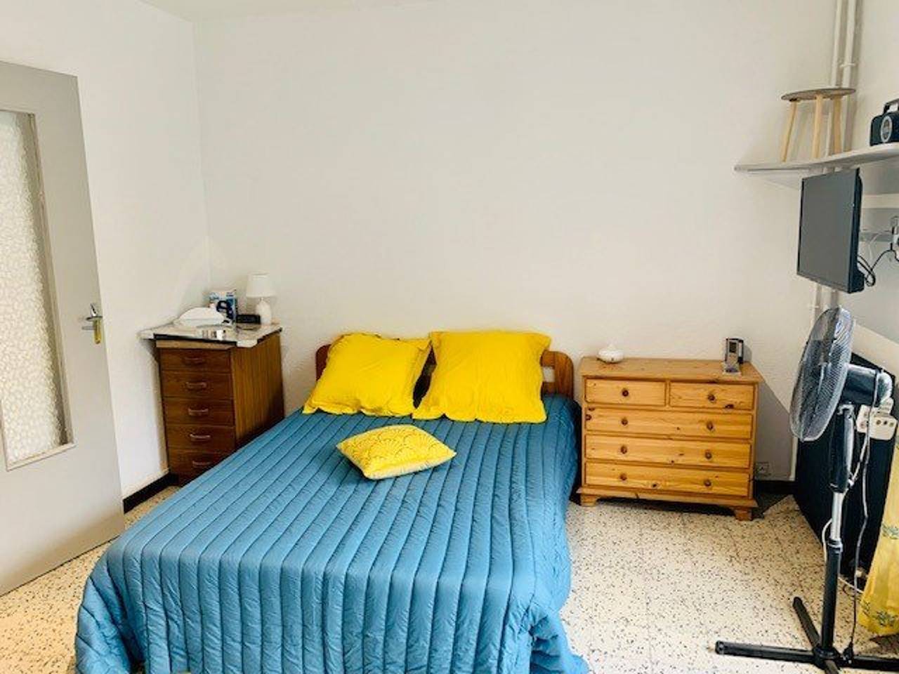 Studio entier, Studio pour cure avec balcon, parking et Wifi à 2 pas des thermes d'Amélie-les-Bains. in Amélie-les-Bains-Palalda, Région de Céret