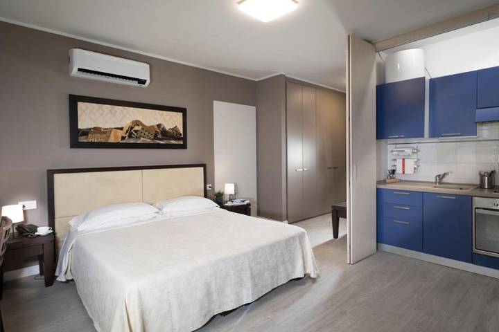 Apartahotel para 2 personas, con terraza, Se admiten mascotas en Florencia