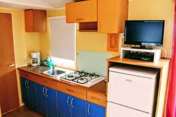 Glamping for 4 People in Verteillac, Périgord Vert, Photo 2