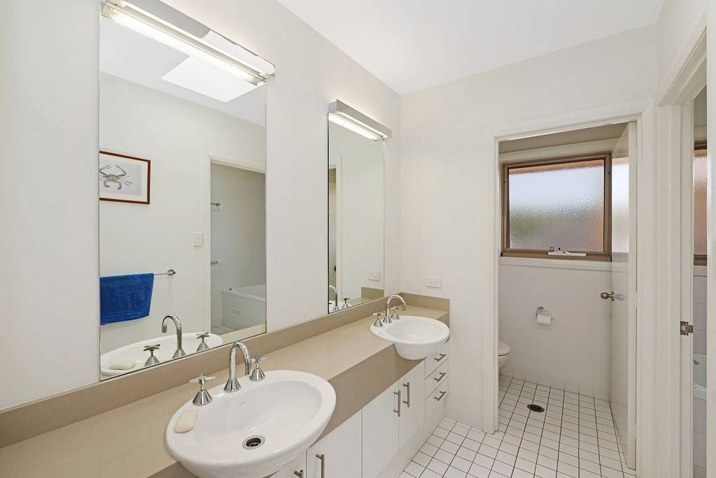 Applecross House - Family in North Avoca, New South Wales