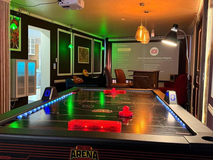 Ferienhaus für 19 Personen, mit Whirlpool und Sauna sowie Balkon, mit Haustier in Bad Ems - 3