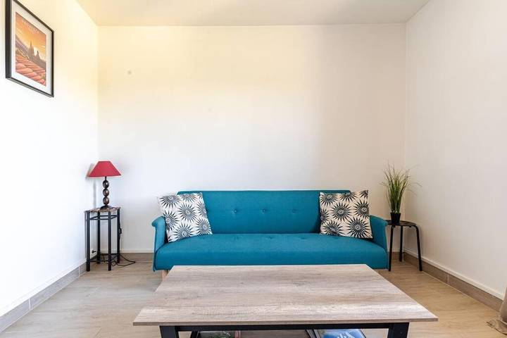 Gîte pour 2 personnes, avec terrasse et vue à Tavernes - 2